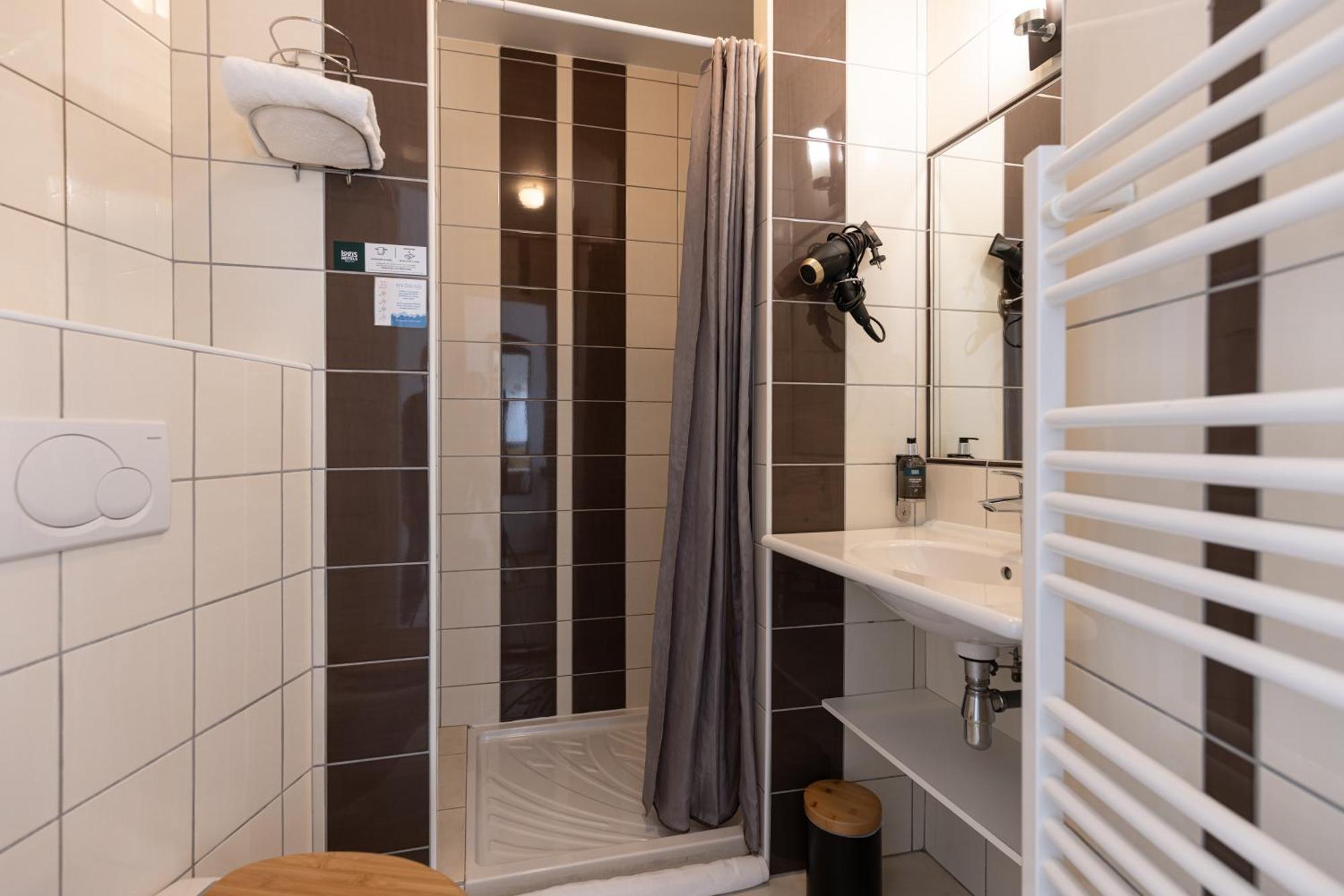Logis Hotel Le Richelieu - Royan Atlantique ソジョン エクステリア 写真
